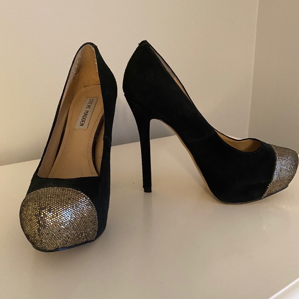 Steve Madden Heel with Gold Toe